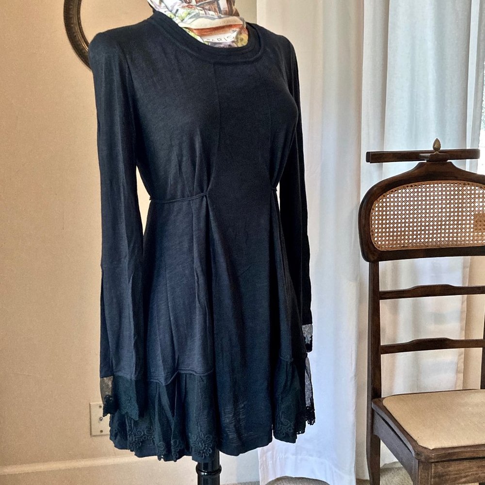 NWOT Devi Dress. Black Cotton Dress or Tunic With Lace. France